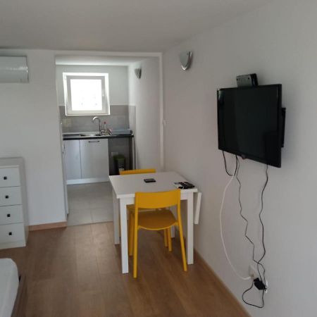 Apartmani Jure Peric Дуче Екстер'єр фото